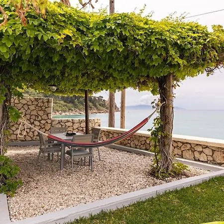 Katerina Mare Lourdas - 5 Steps From The Apartament Lourdata (Kefalonia)