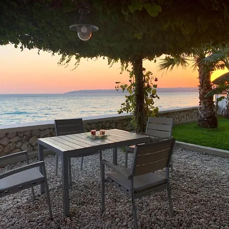 Katerina Mare Lourdas - 5 Steps From The Apartament Lourdata (Kefalonia)